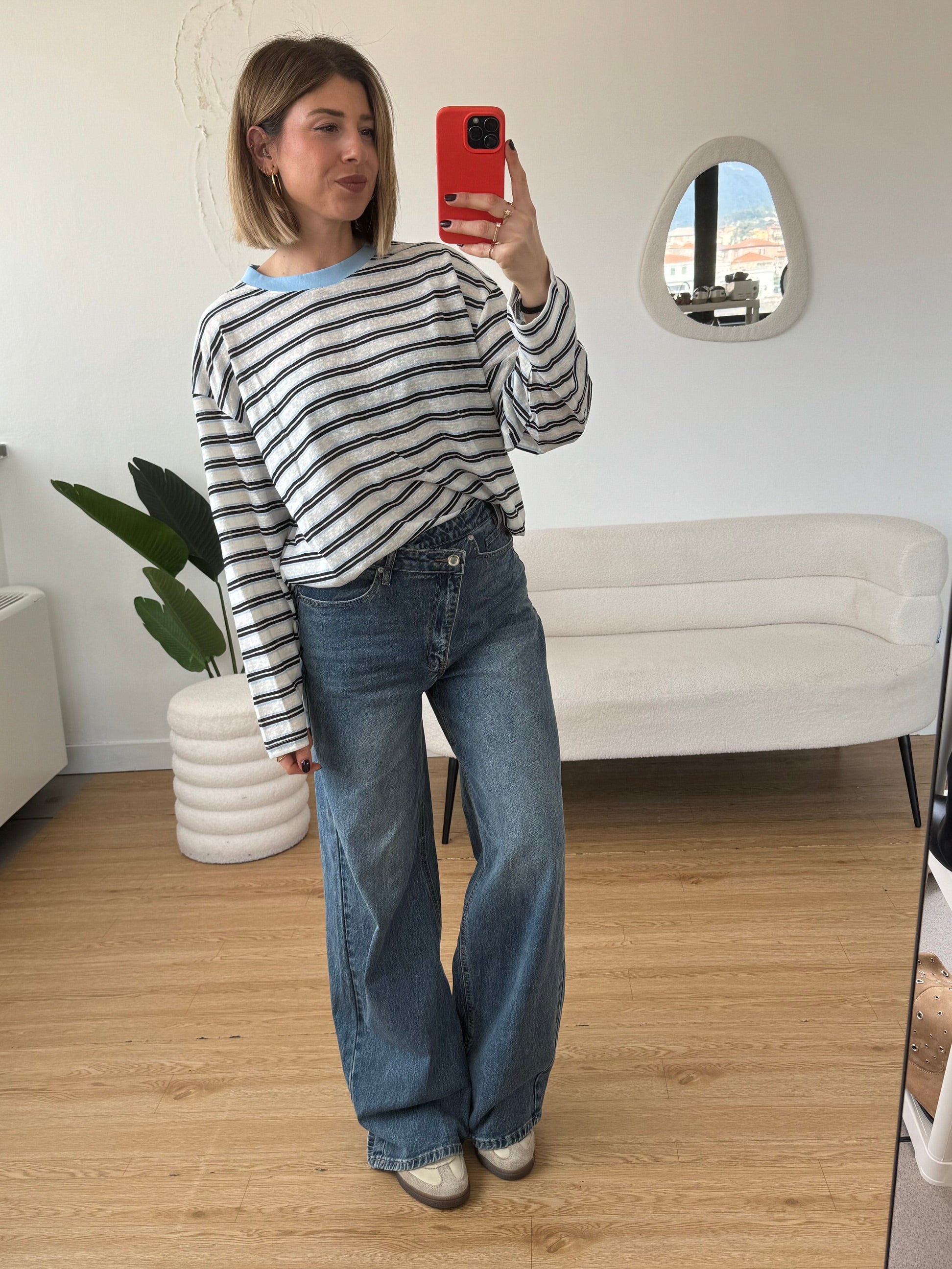 Jeans chiusura asimmetrica wide leg lavaggio scuro