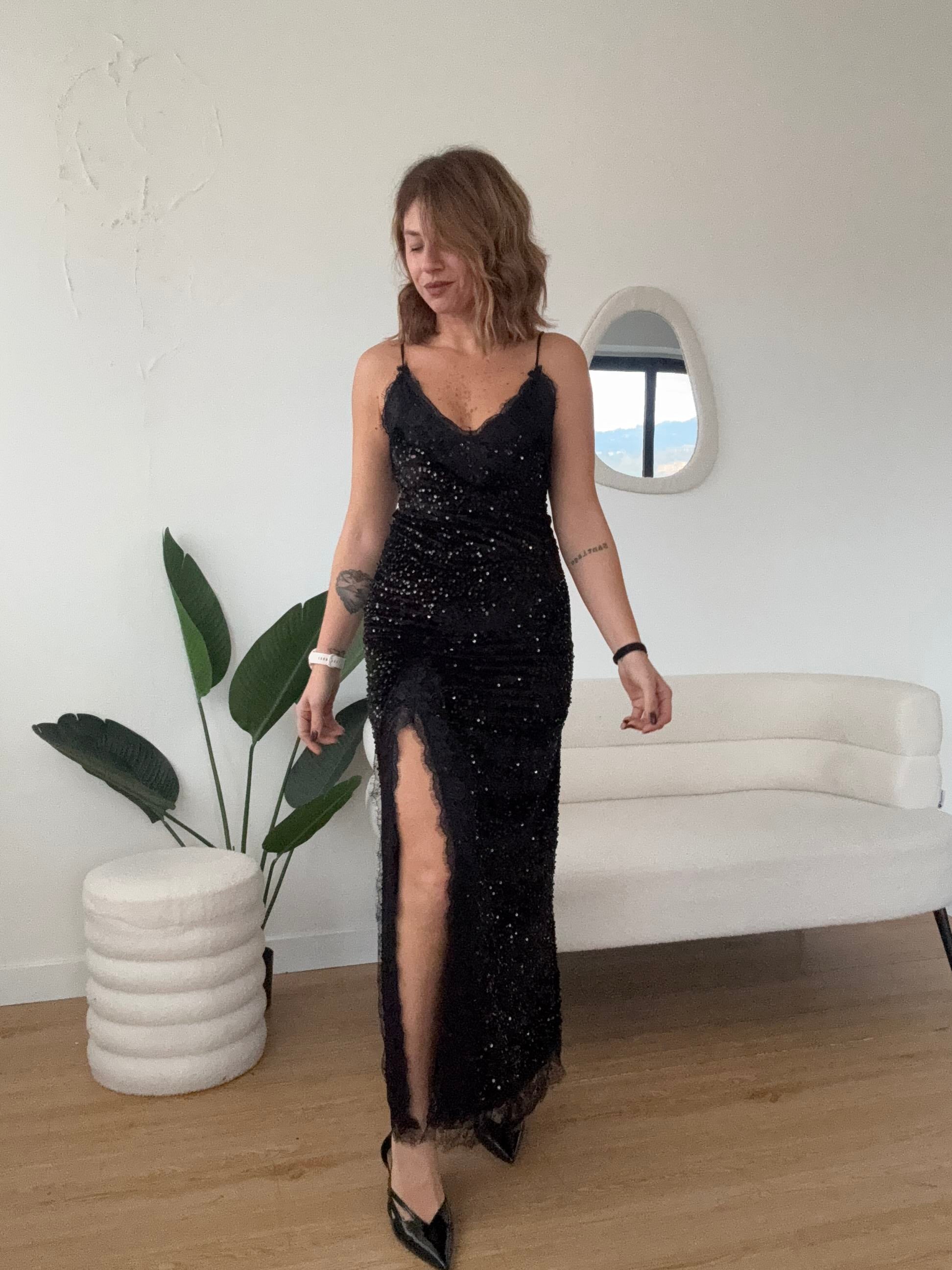 Abito lungo in velluto con paillettes e pizzo