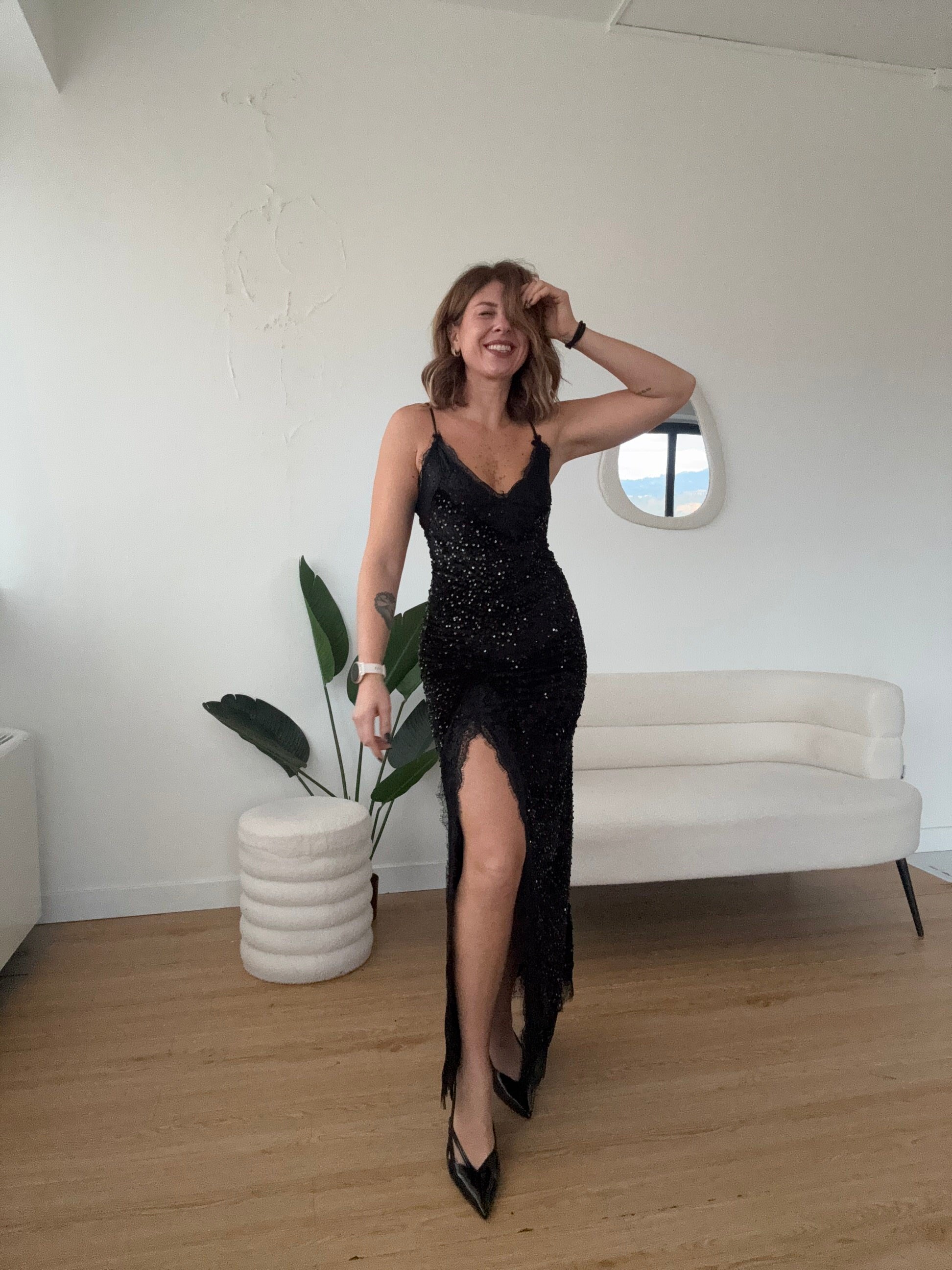 Abito lungo in velluto con paillettes e pizzo