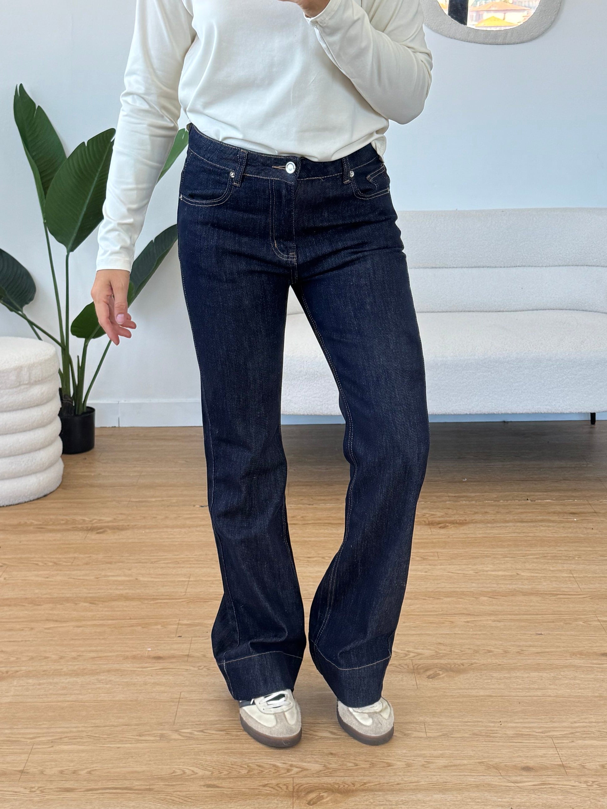Jeans blue scuro elasticizzato a palazzo