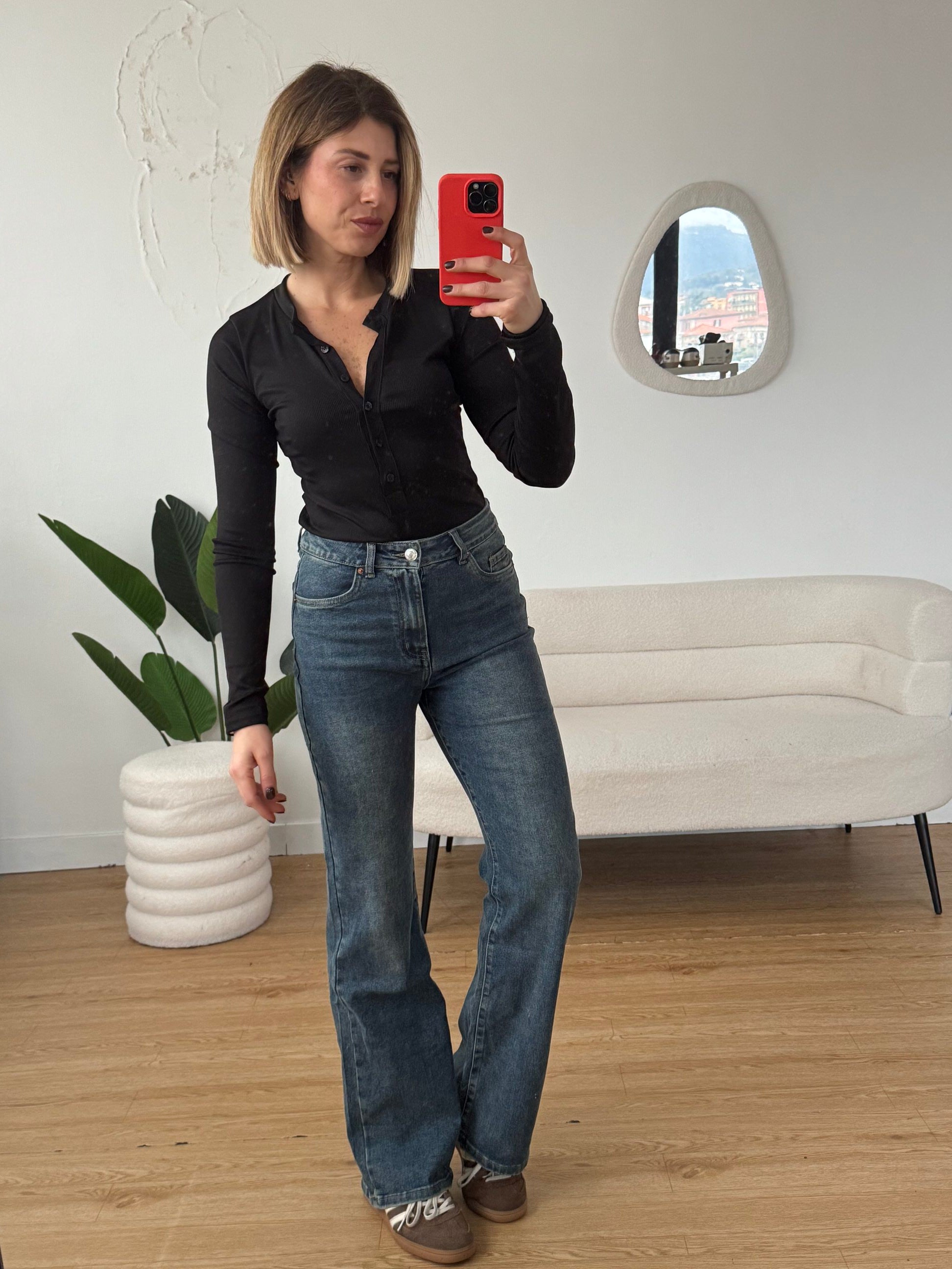 Jeans wide leg lavaggio medio vita alta