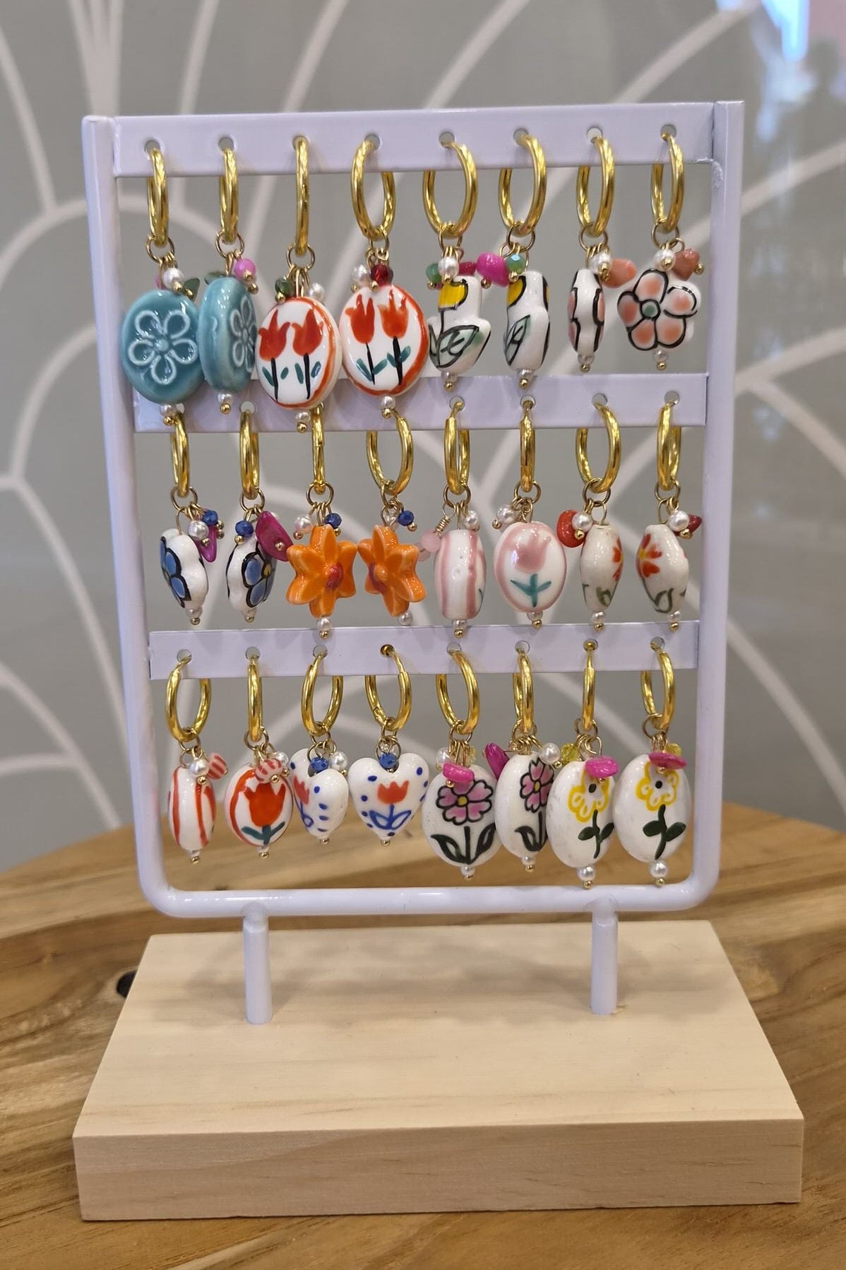 Orecchini pendente tema fiori