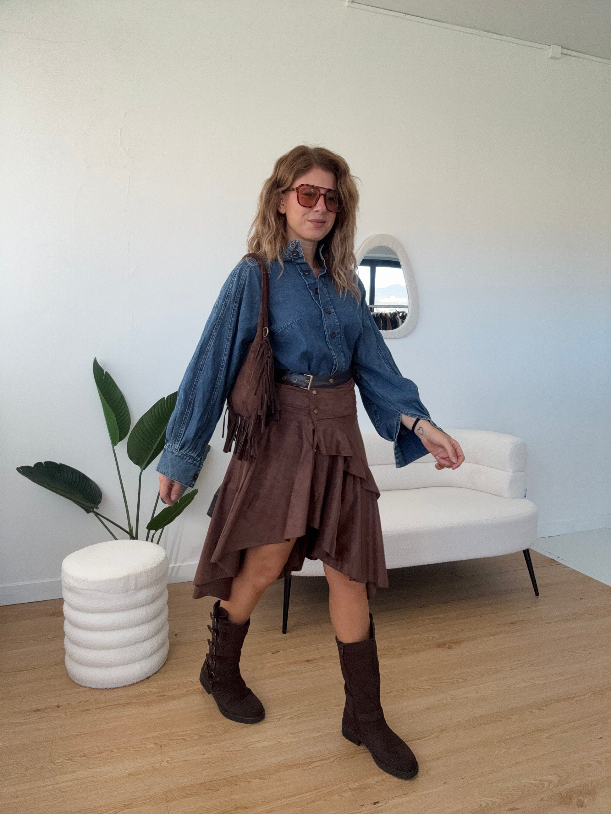 Gonna asimmetrica suede con balze