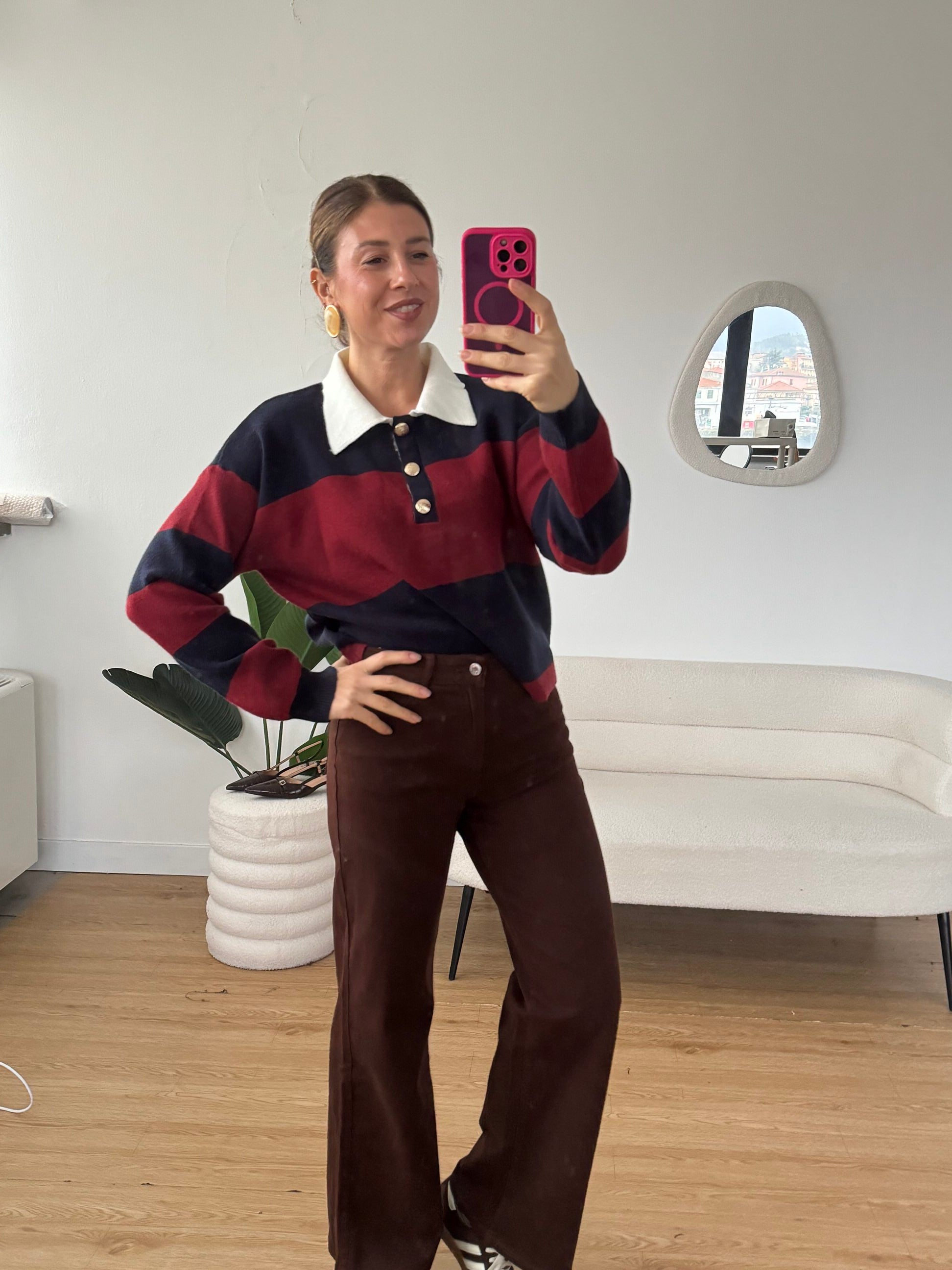 Maglione righe maxi e bottoni oro