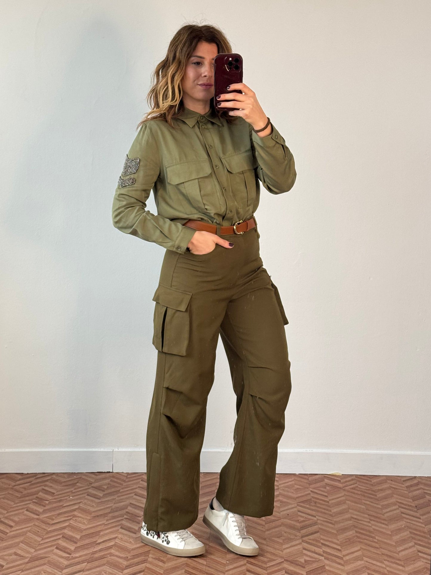 Pantaloni cargo verde militare