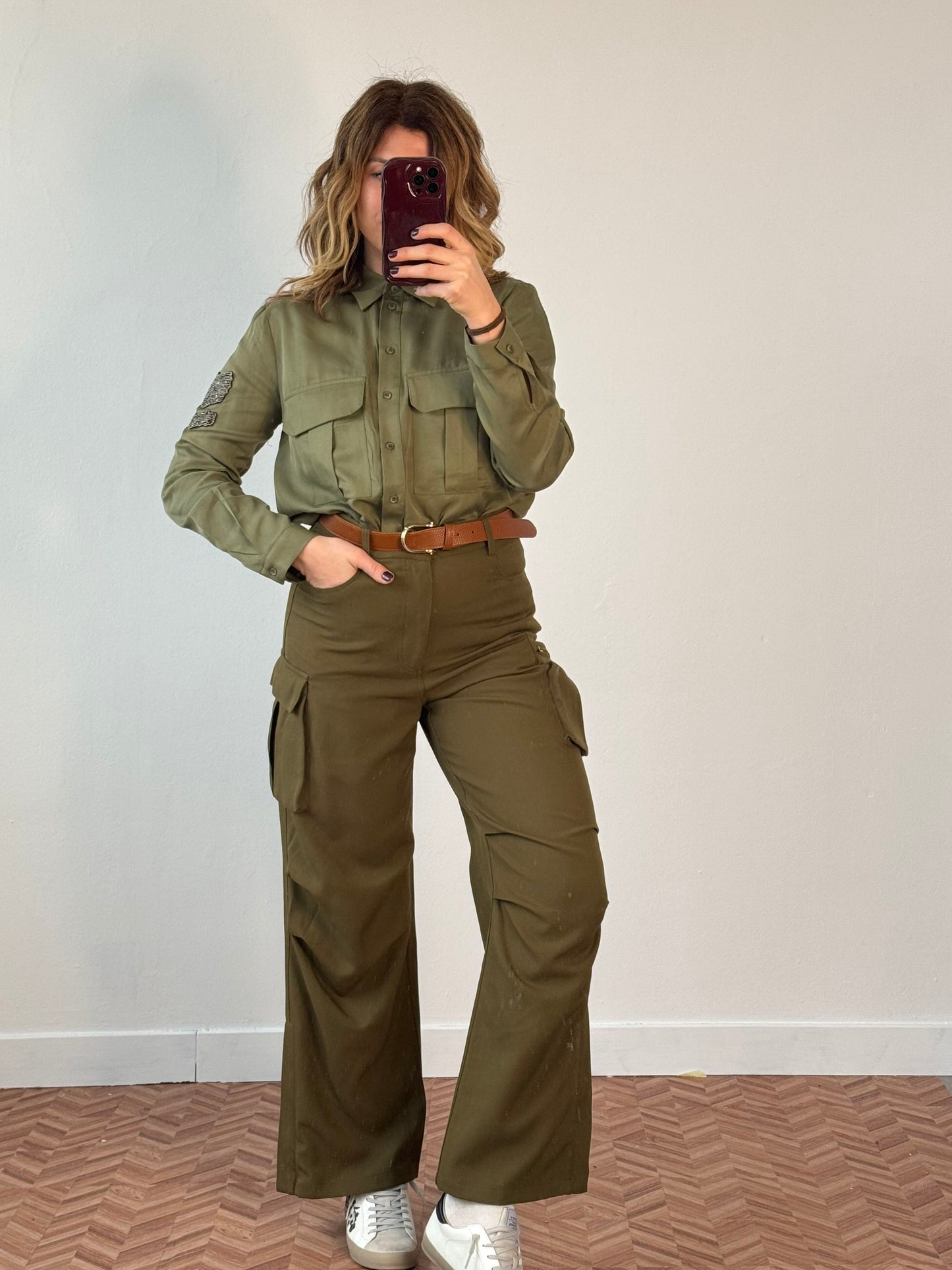 Pantaloni cargo verde militare