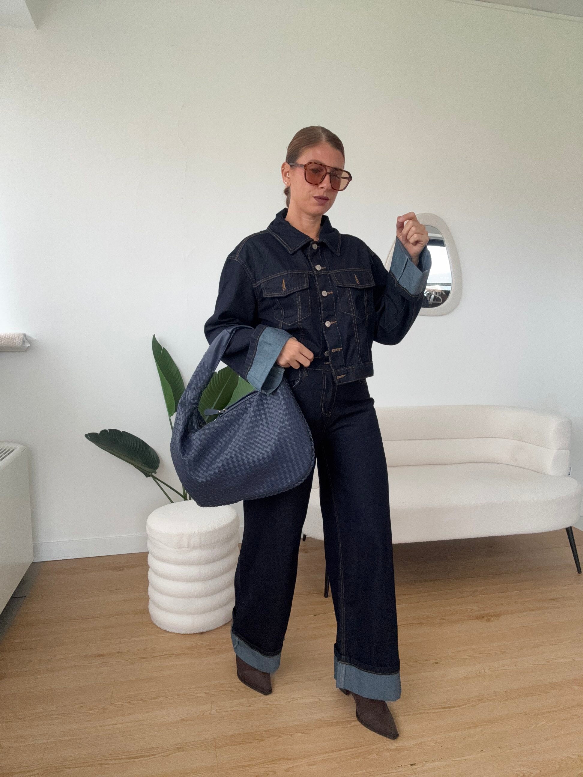 Coordinato denim jeans con piegone e giacca manica lunga