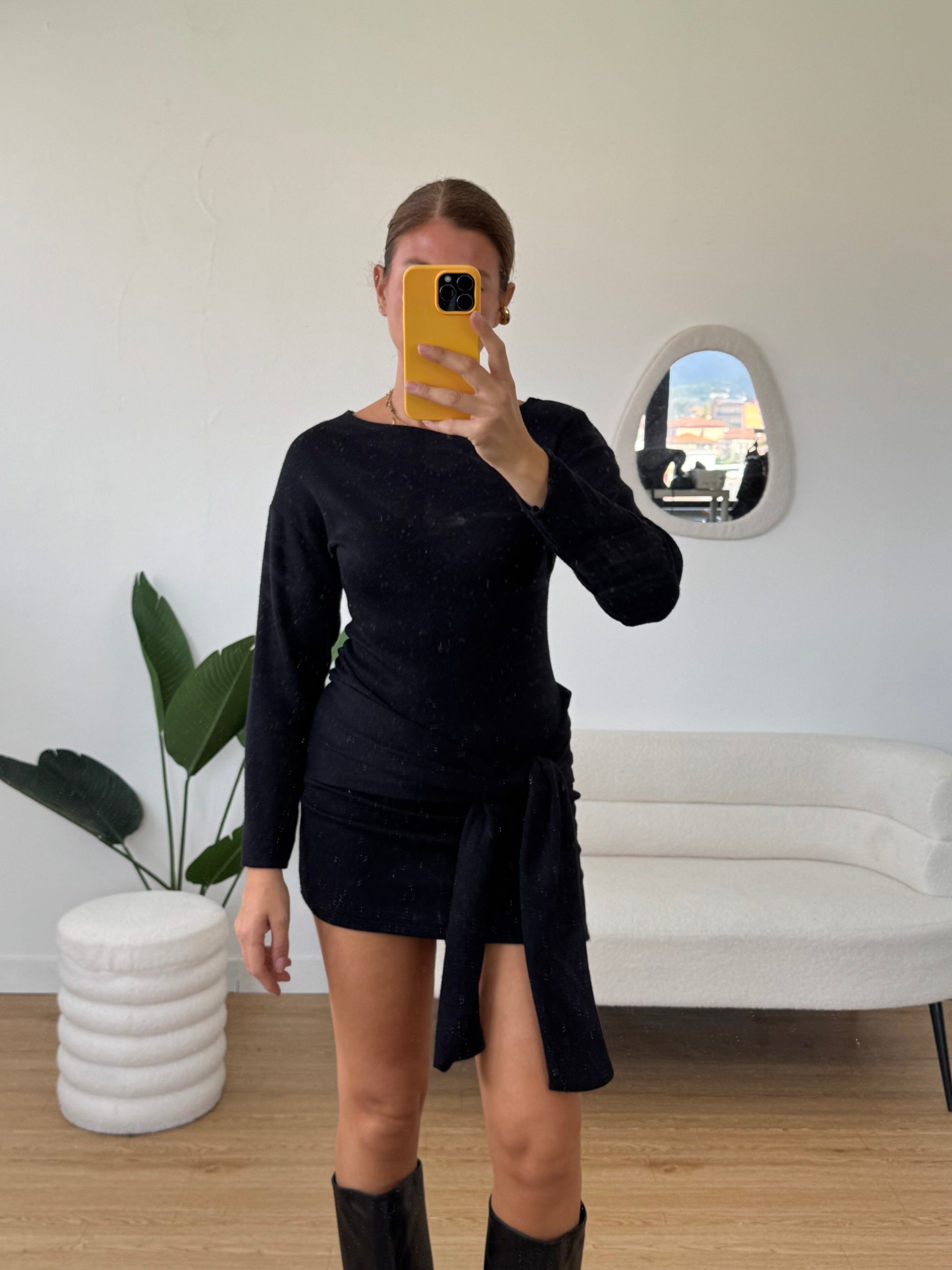 Abito in maglia con nodo