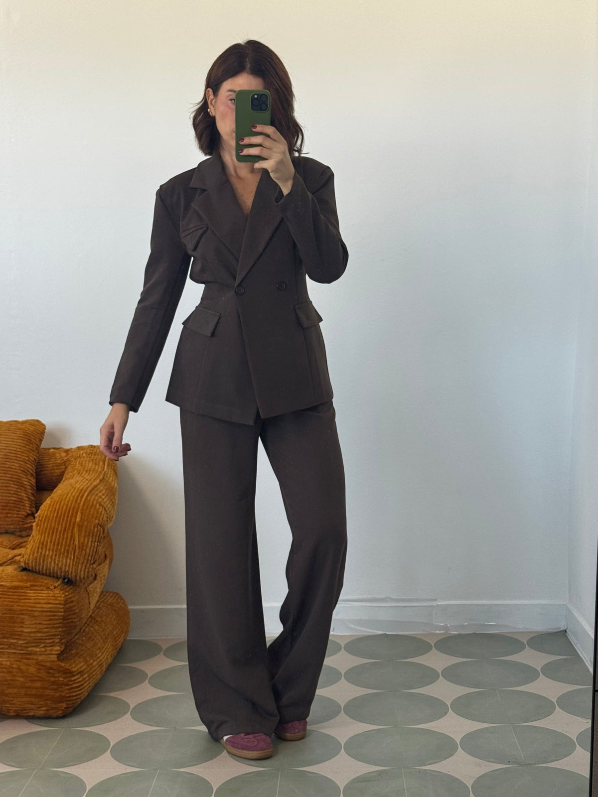 Tailleur con blazer doppio petto e cinta - GGlam