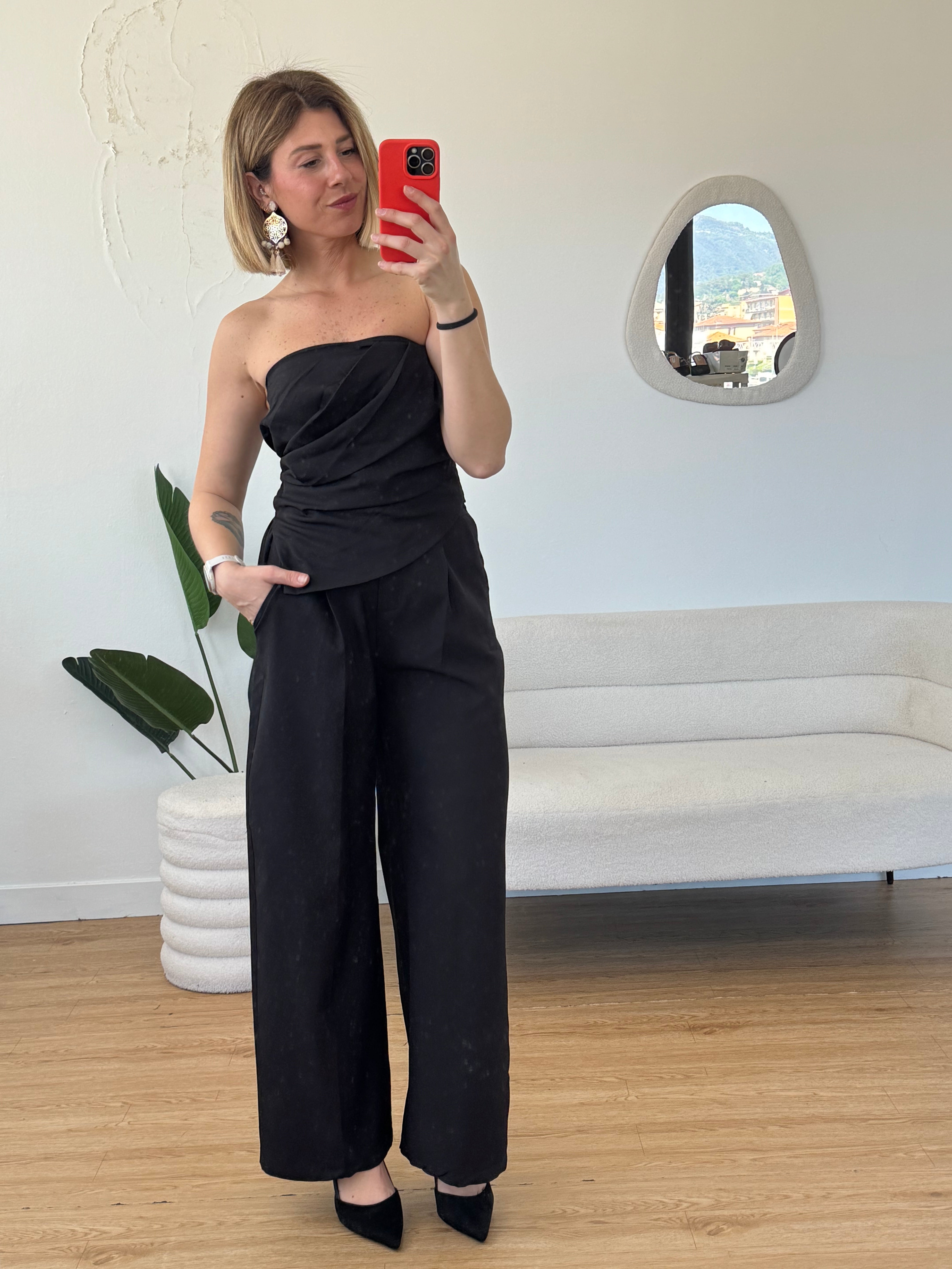 Coordinato top senza spalline pantaloni a palazzo