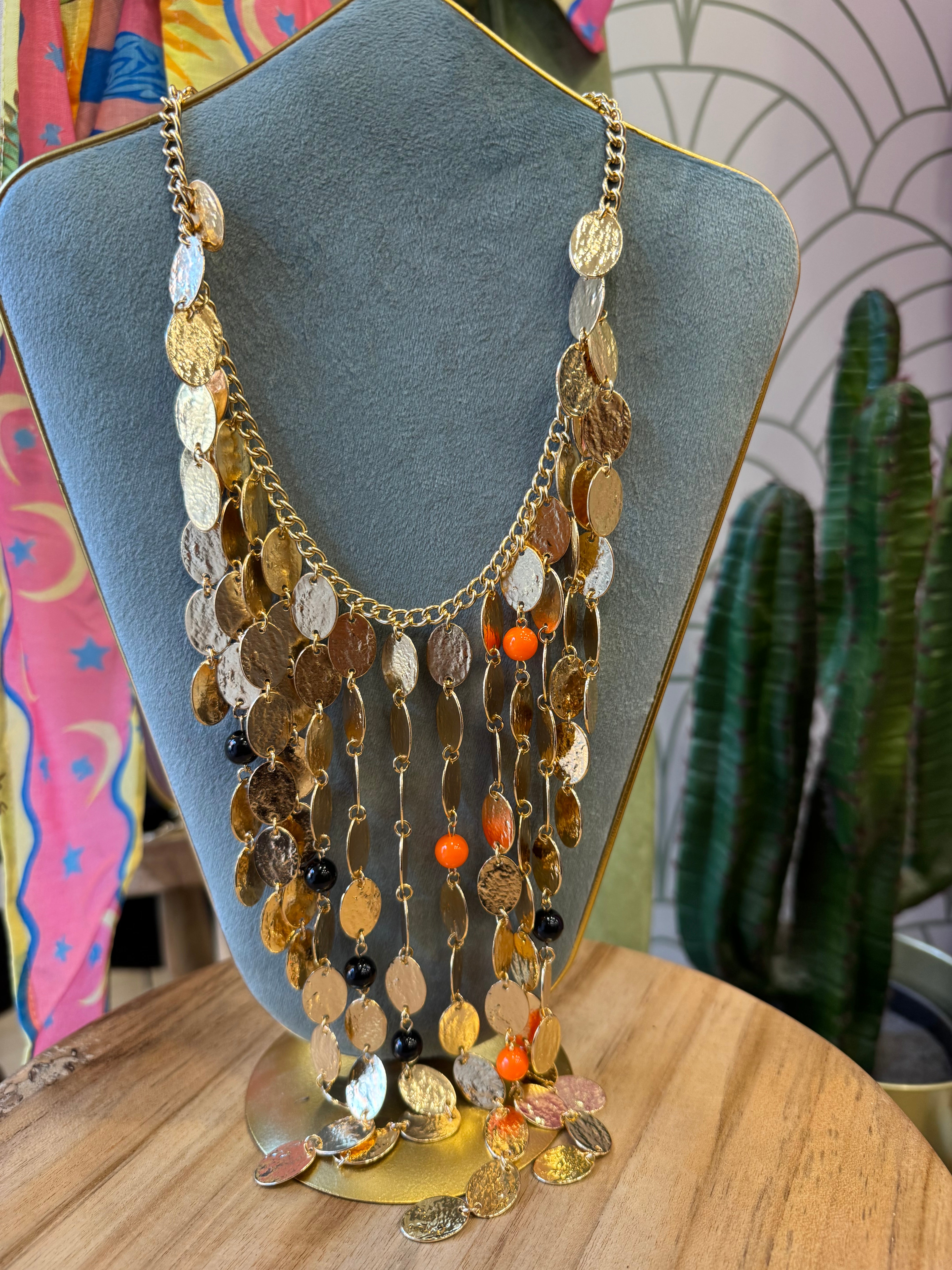Collana cascata