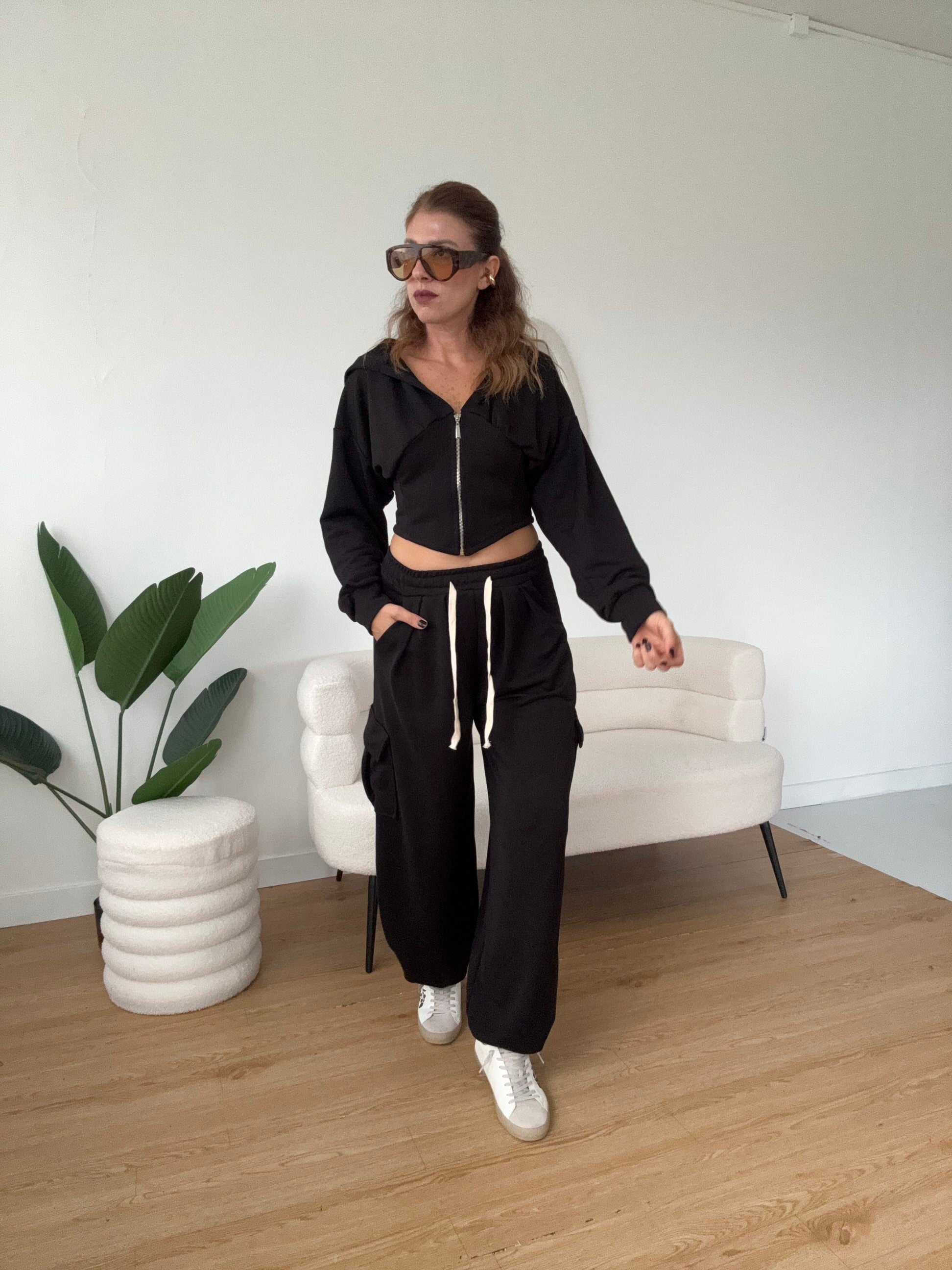 Completo felpa corpetto jogger cargo