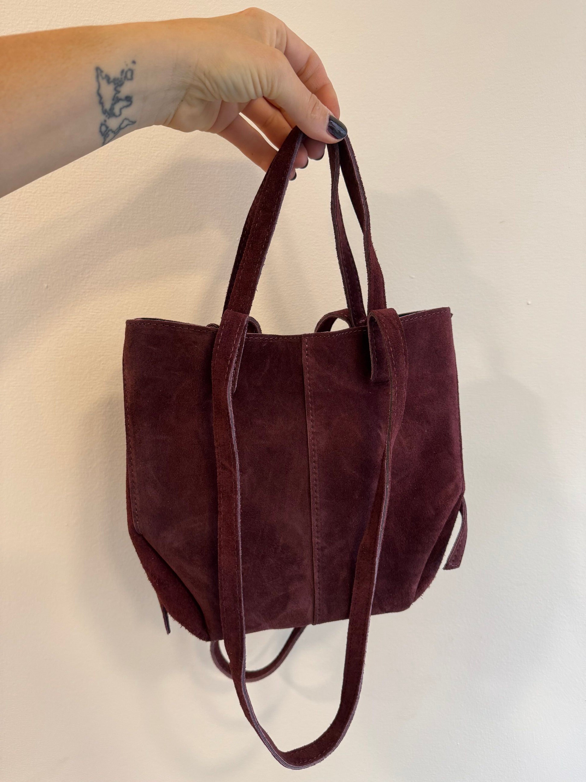 Borsa scamosciata doppia tracolla