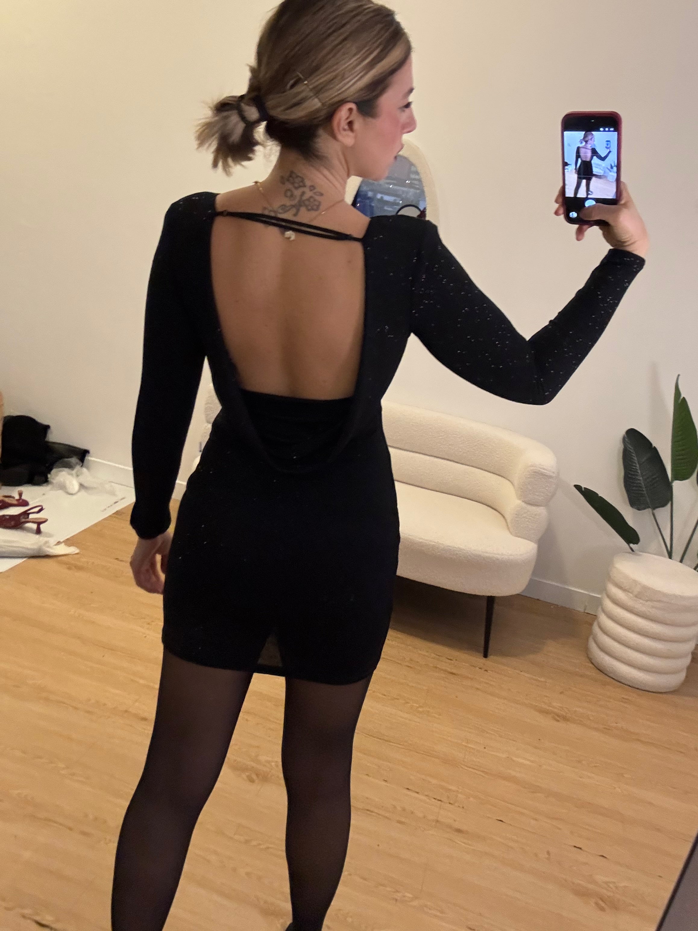 Abito in lurex scollato sul retro