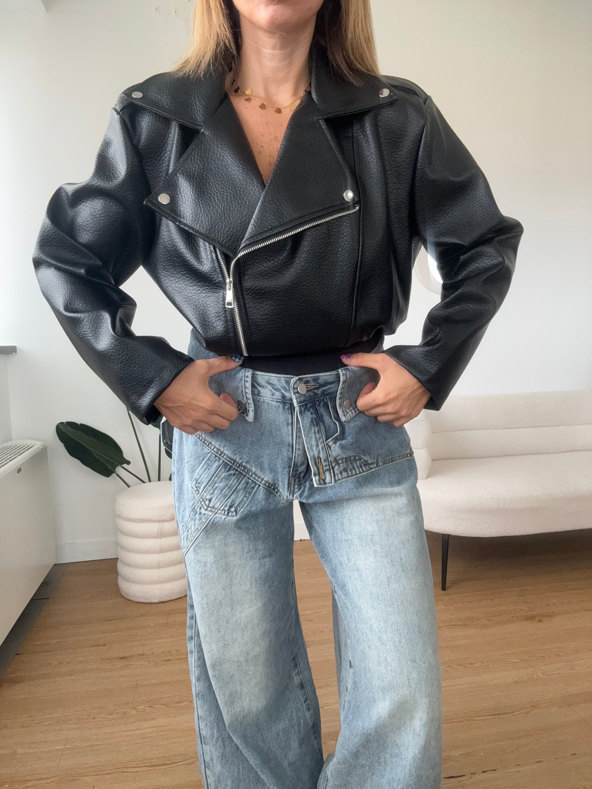 Chiodo ecopelle modello crop