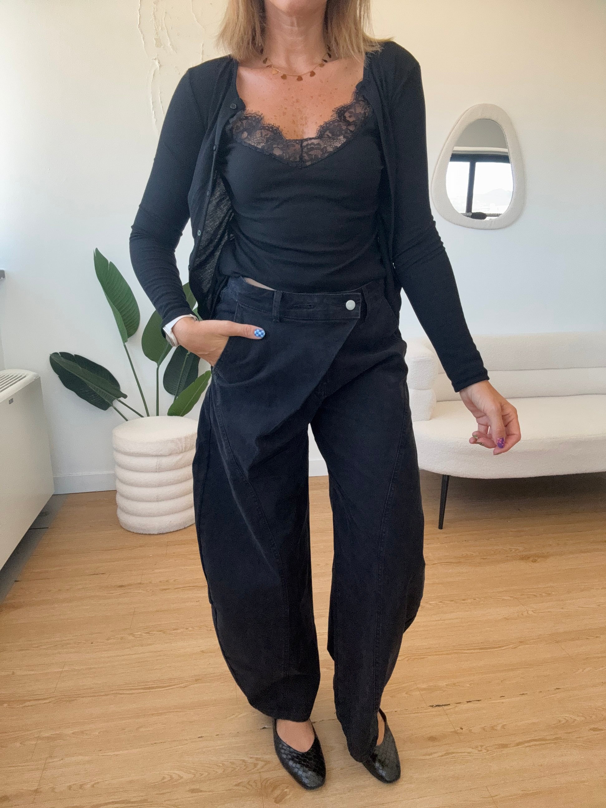 Jeans nero ballon doppio bottone