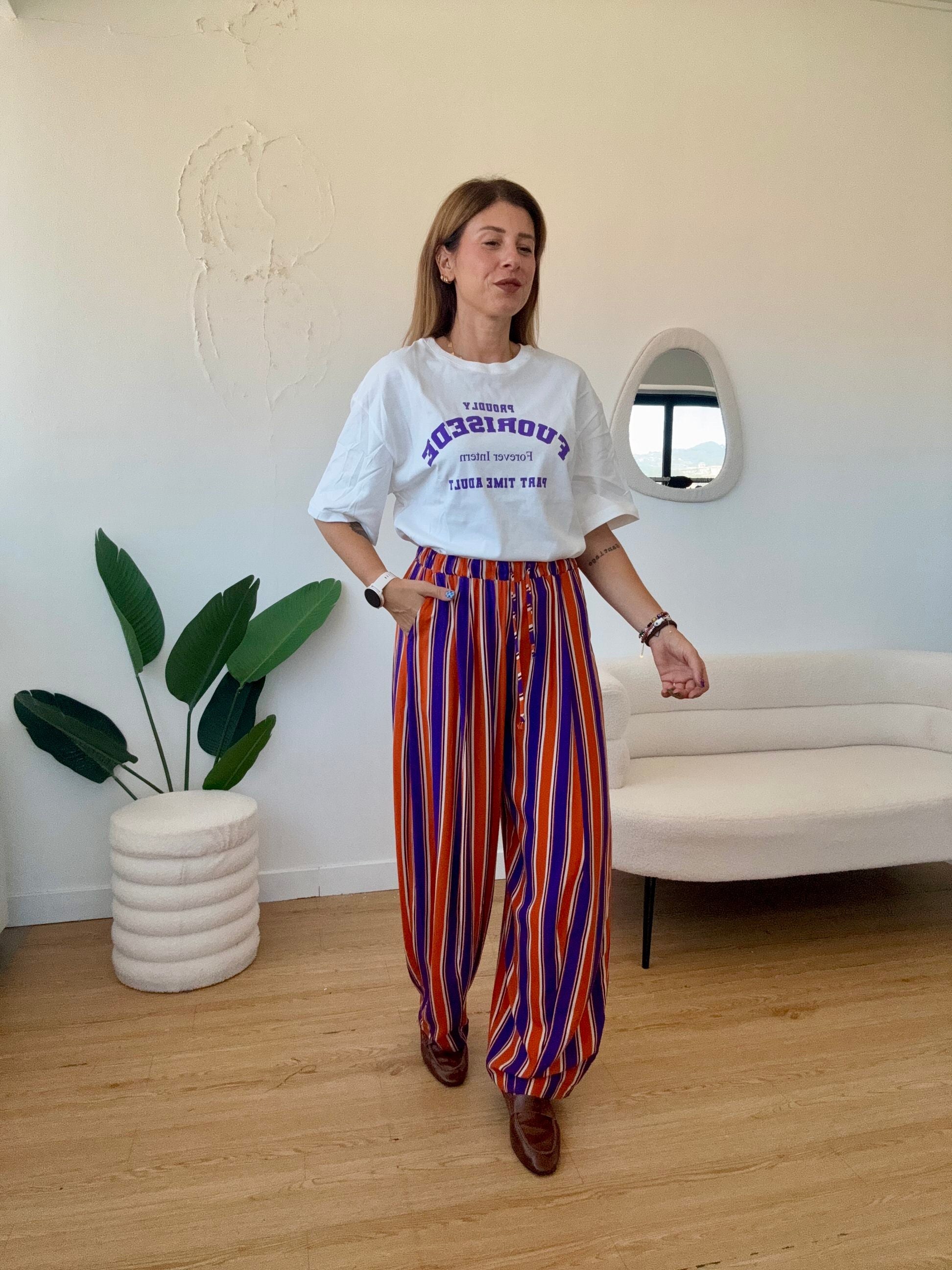 LUMINA-T-shirt scritta "fuori sede"