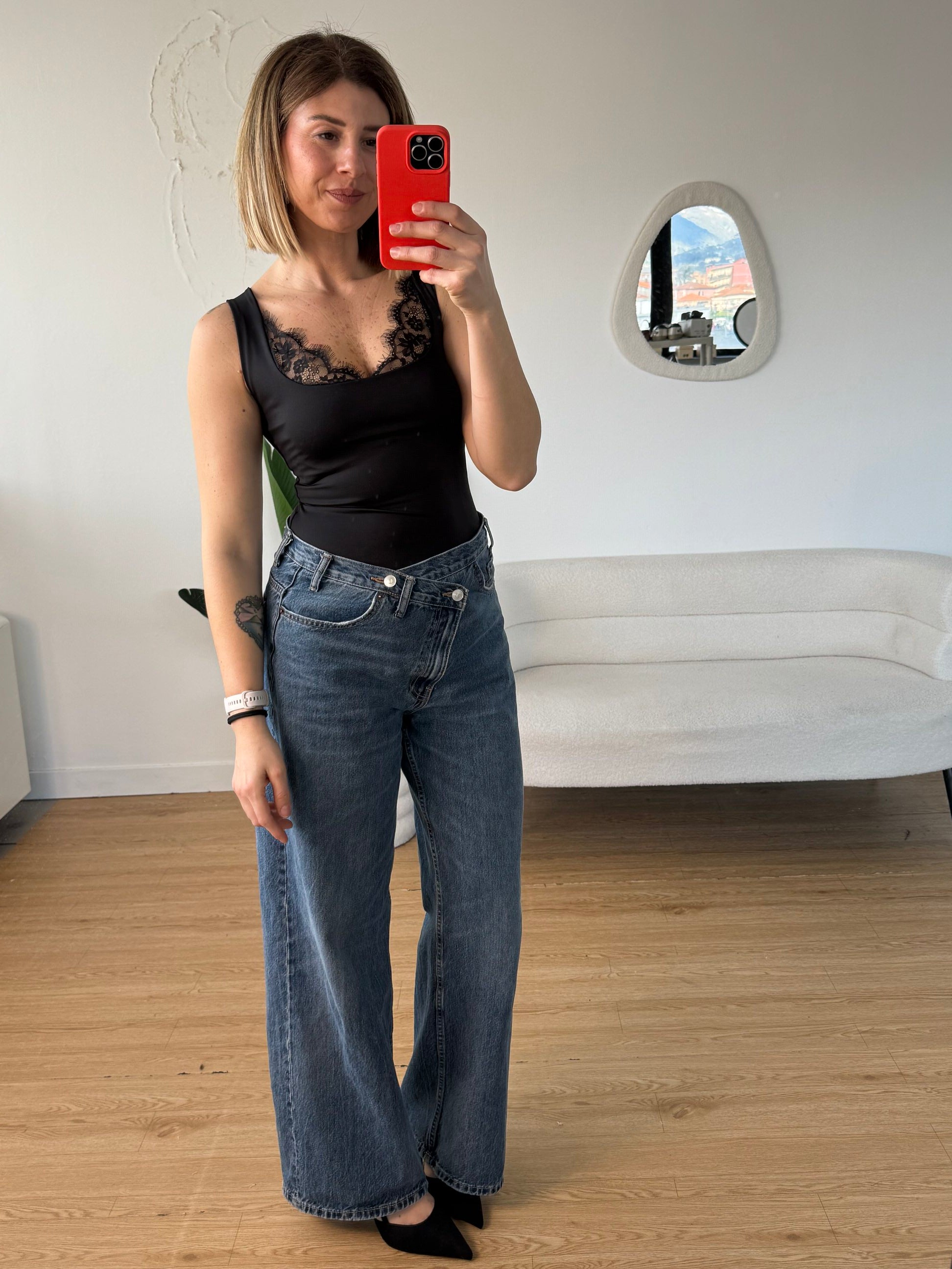 Canotta spallina larga con pizzo