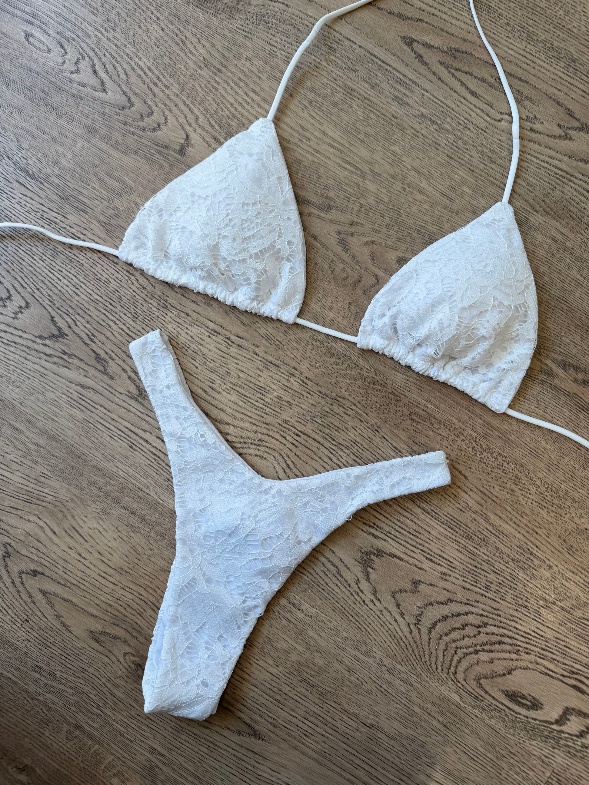 Bikini ricami in pizzo bianco