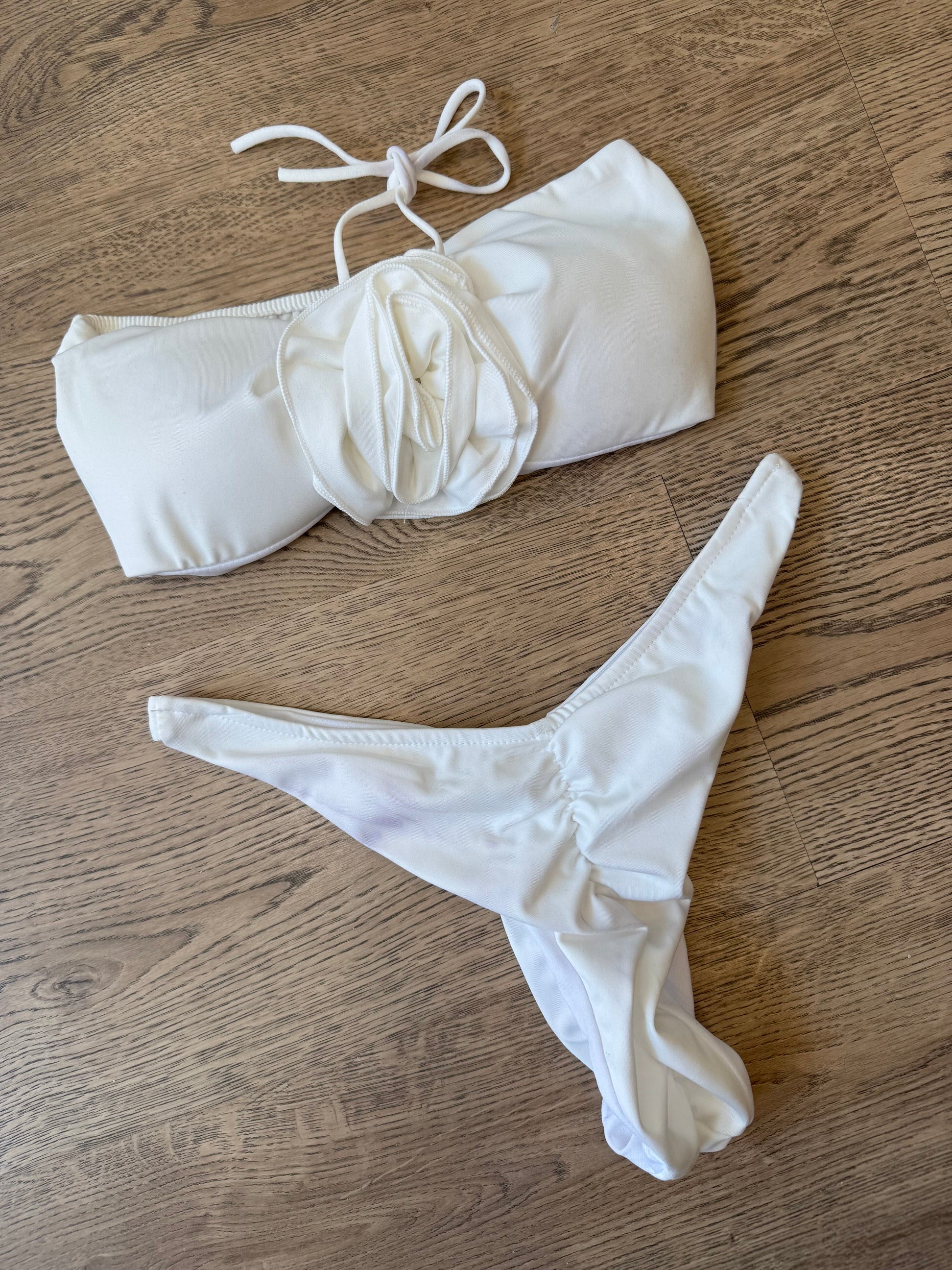 Bikini applicazione rosa