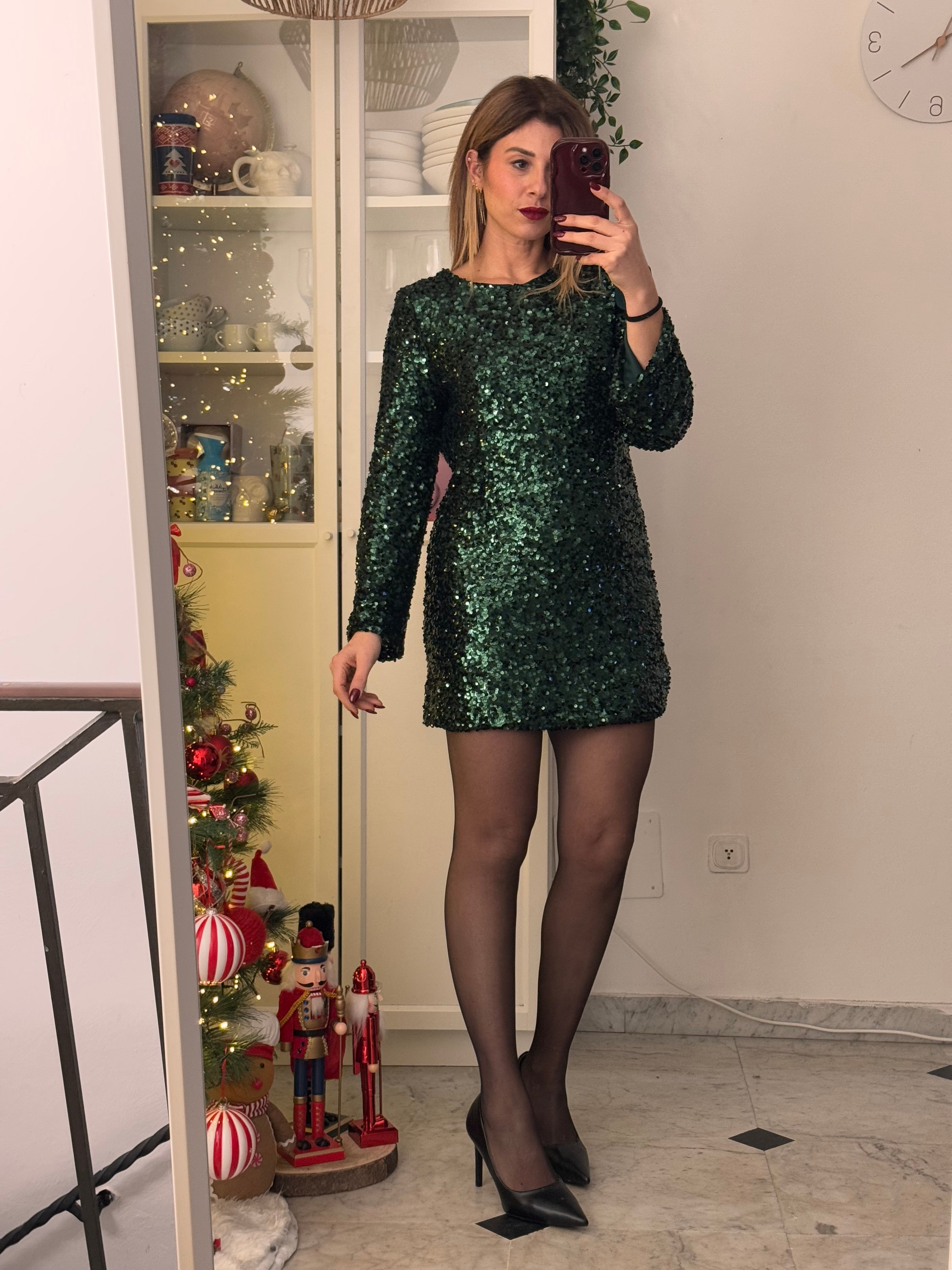 Abito paillettes con fiocco
