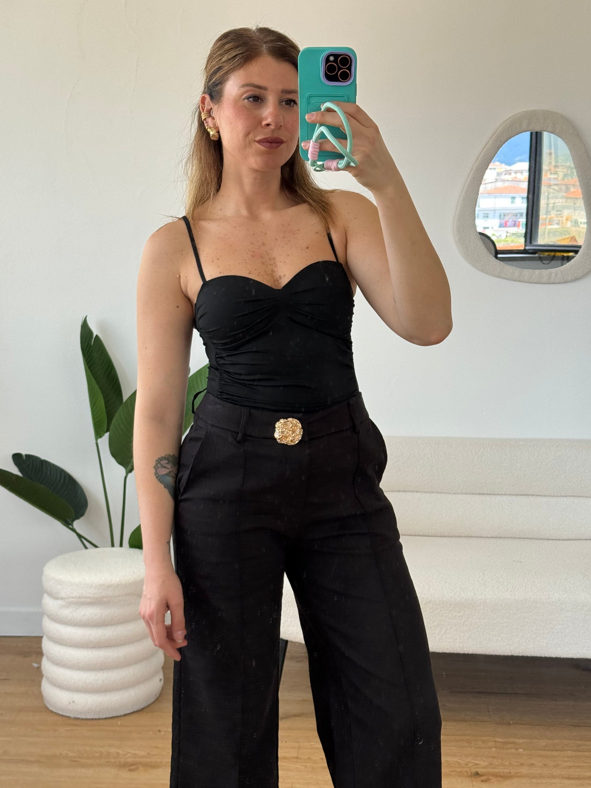 Body arricciato con coppa e spalline sottili