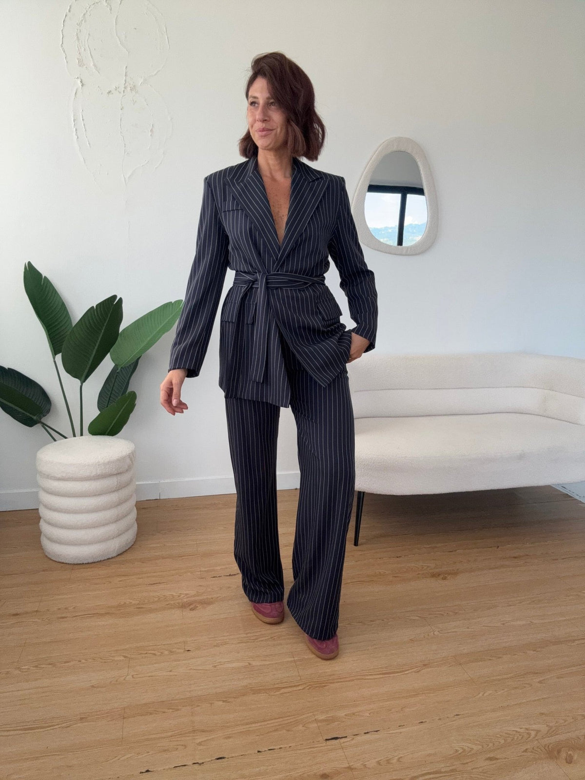 Completo gessato con giacca con cintura - GGlam